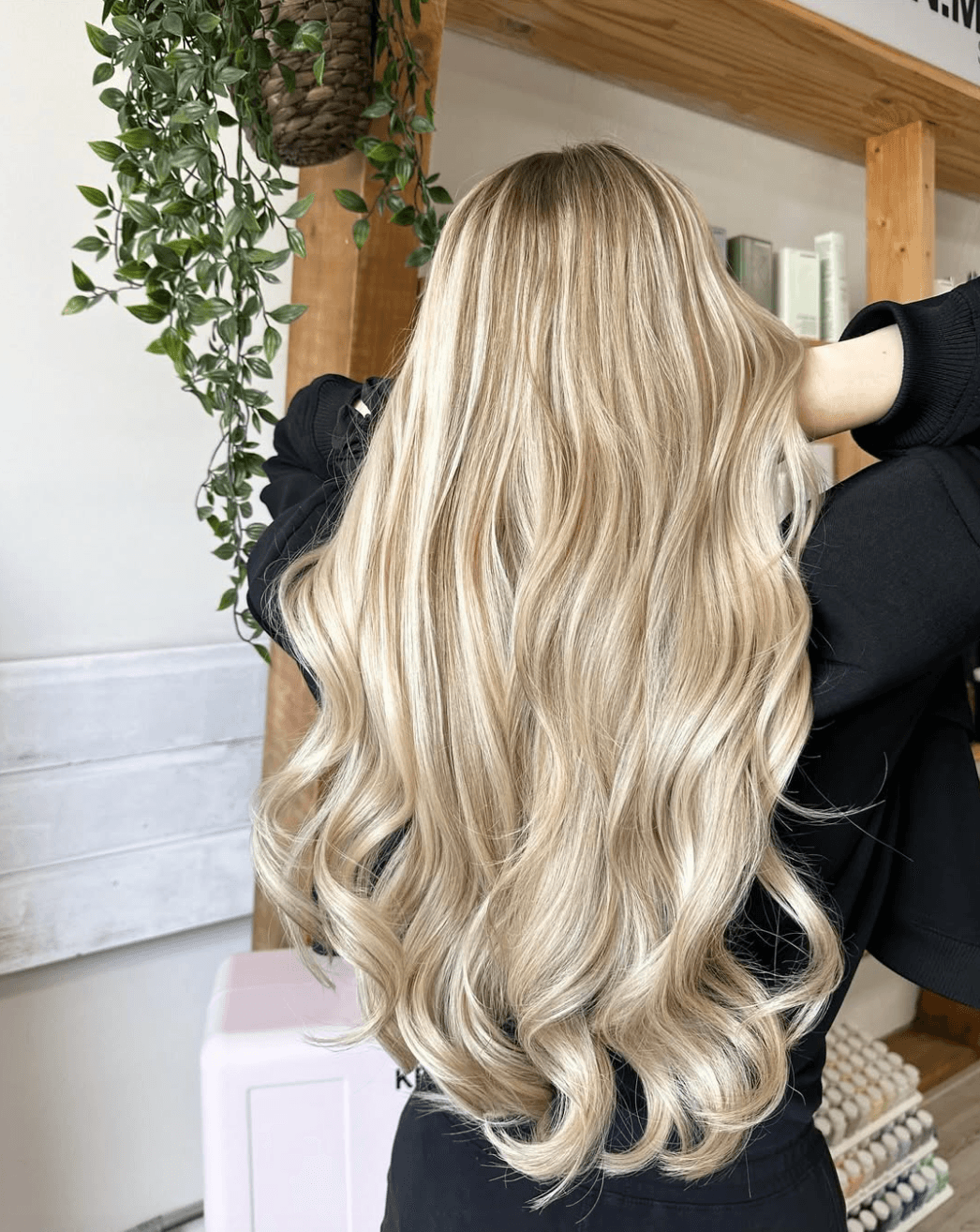 Zacht en glanzend honingblond haar met een warme en natuurlijke uitstraling